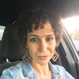 Meet your Posher, Lauren